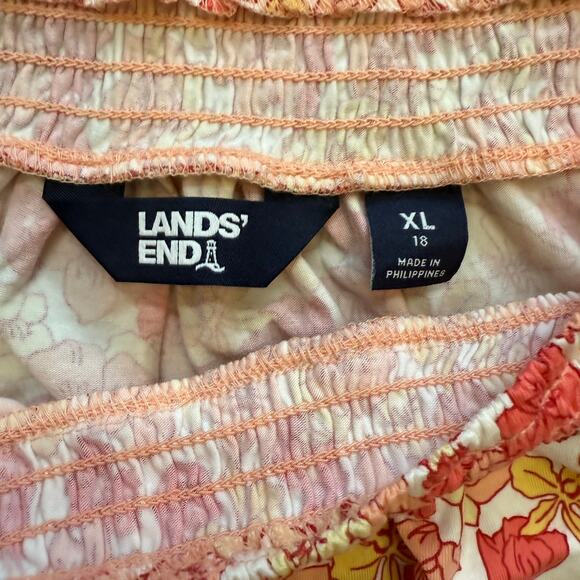 Lands End Top Women's Size XL 18 Floral Pink Lightweight Smocked Short Sleeve - Picture 8 of 10